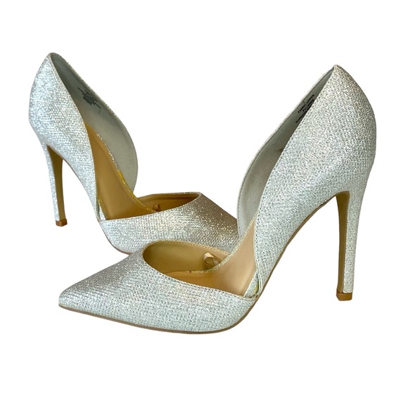 Express Silver Shimmer Pointy Toe Pumps - Picture 1 of 6